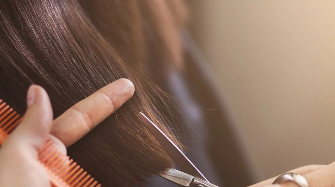 Τα πιο hot κουρέματα με φιλάρισμα που θα βλέπεις παντού τους επόμενους μήνες