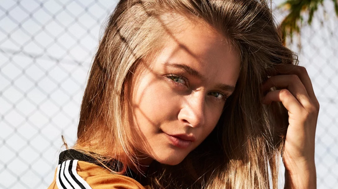 Πώς θα γίνω ξανθιά αν είμαι καστανή, μελαχρινή ή κοκκινομάλα (έτσι θα ανοίξεις τα μαλλιά σου σωστά)