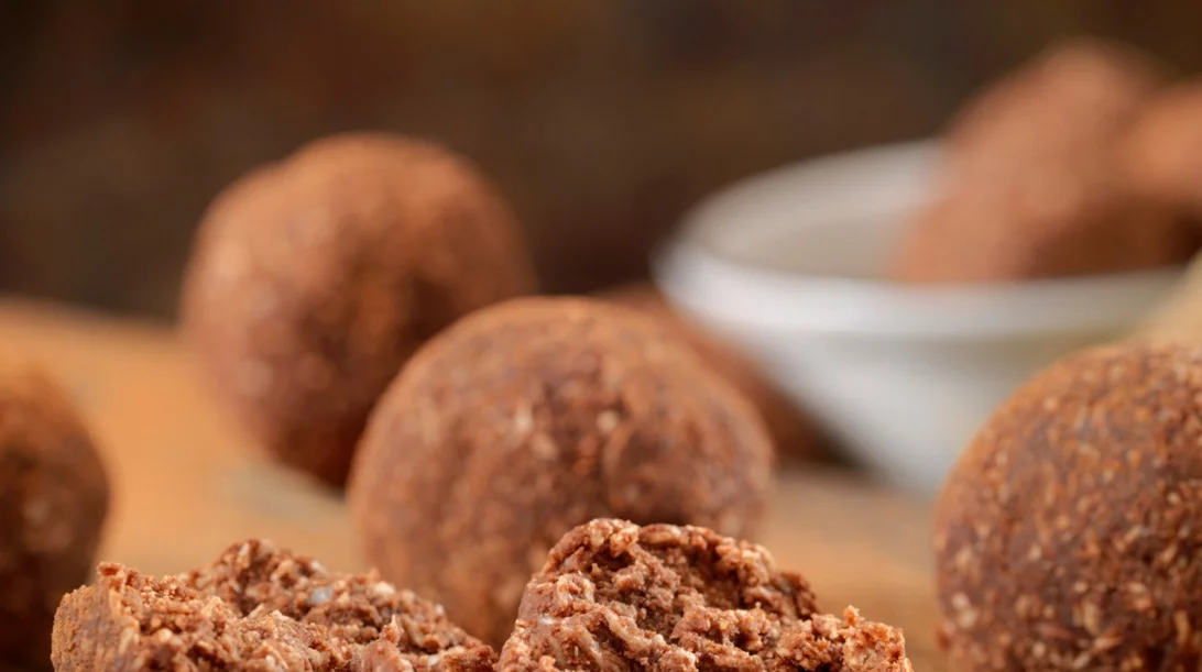 8 συνταγές για υγιεινά σνακ για παιδιά (και όχι μόνο!) με λιγότερες από 200 θερμίδες - γλυκά και αλμυρά