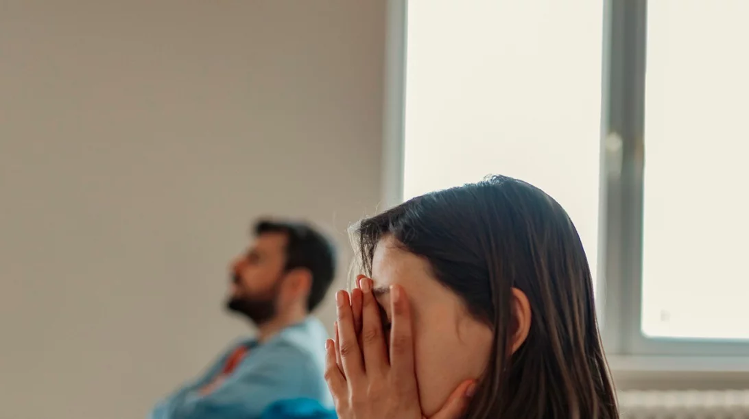 Ποια αρνητικά συναισθήματα προκαλεί η πανδημία και τι μπορώ να κάνω όταν νιώθω ψυχικά πιεσμένος;