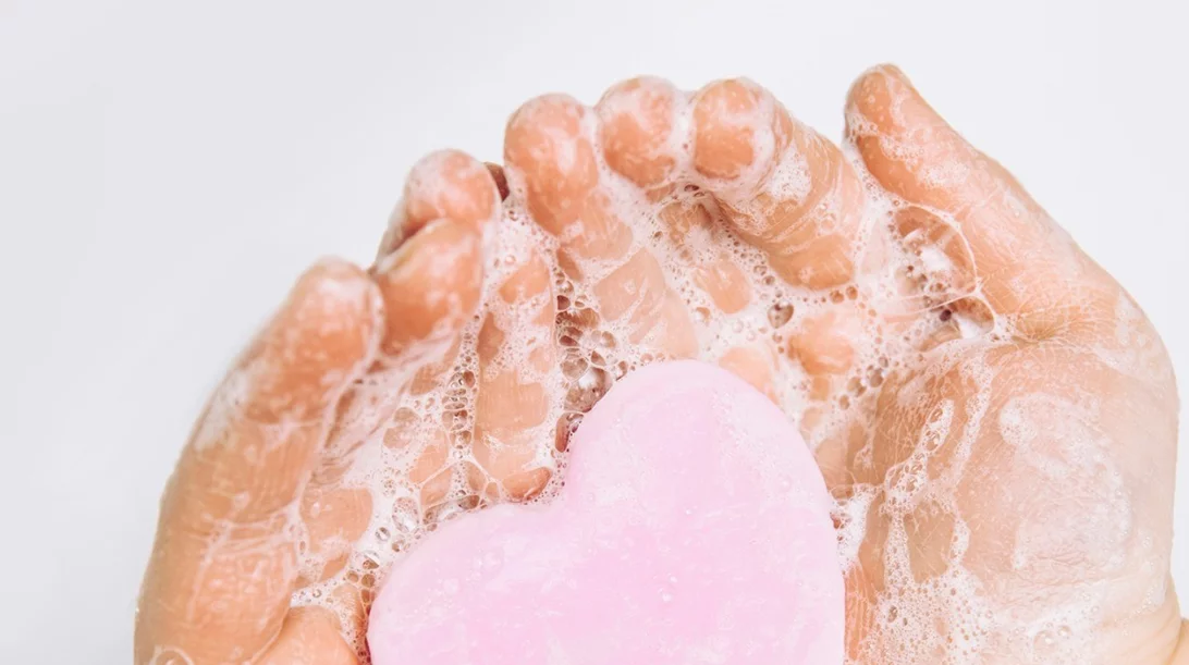 Πώς θα προστατέψουμε τα παιδιά από τον κορονοϊό και άλλες ιώσεις;