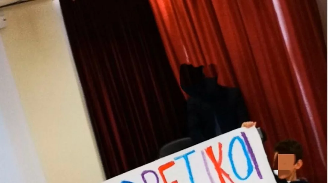 Τάνια Χριστοδουλίδου: Η εκπαιδευτικός που δωρίζει αναπηρικά αμαξίδια