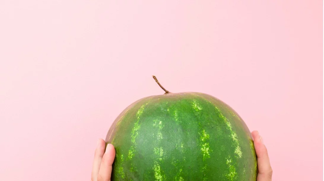 Αντί για βάρη, χρησιμοποίησε ένα καρπούζι - Το πρόγραμμα γυμναστικής για όλο το σώμα από τη Χριστίνα Μαυρίδου