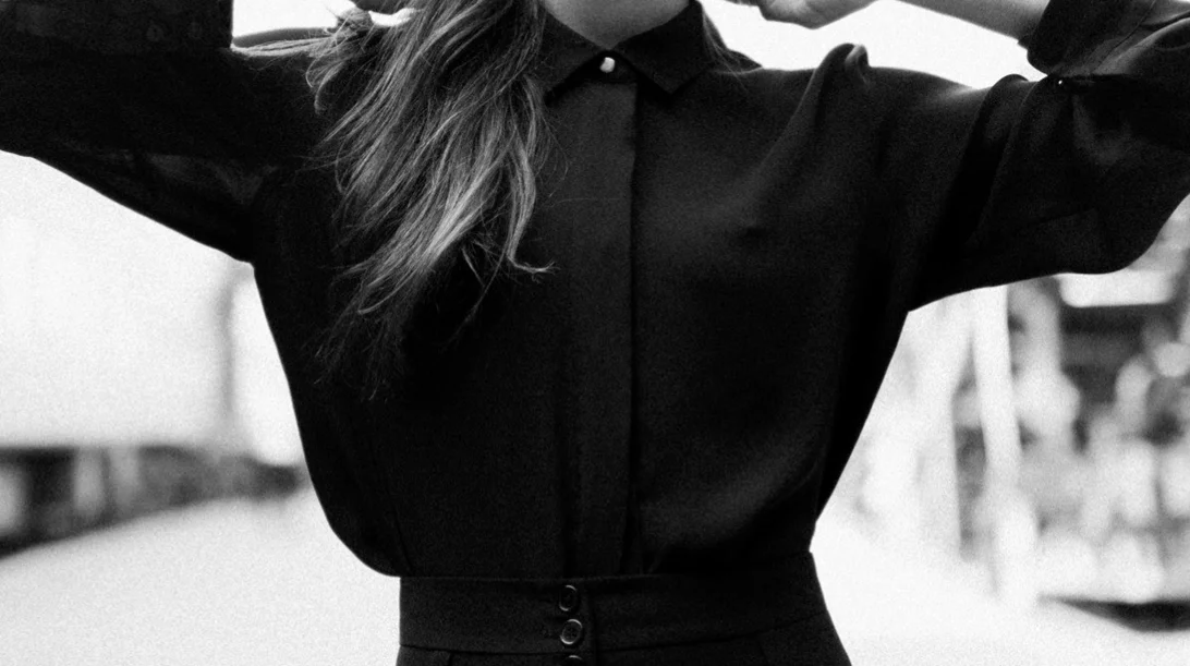 5 stylish τρόποι για να απογειώσεις το κλασσικό μαύρο παντελόνι