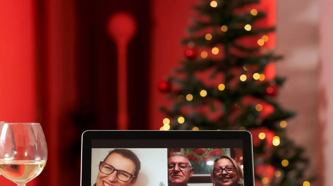 Χριστούγεννα 2020: Πώς να προστατέψουμε την ψυχική μας υγεία αυτές τις πρωτόγνωρες γιορτές