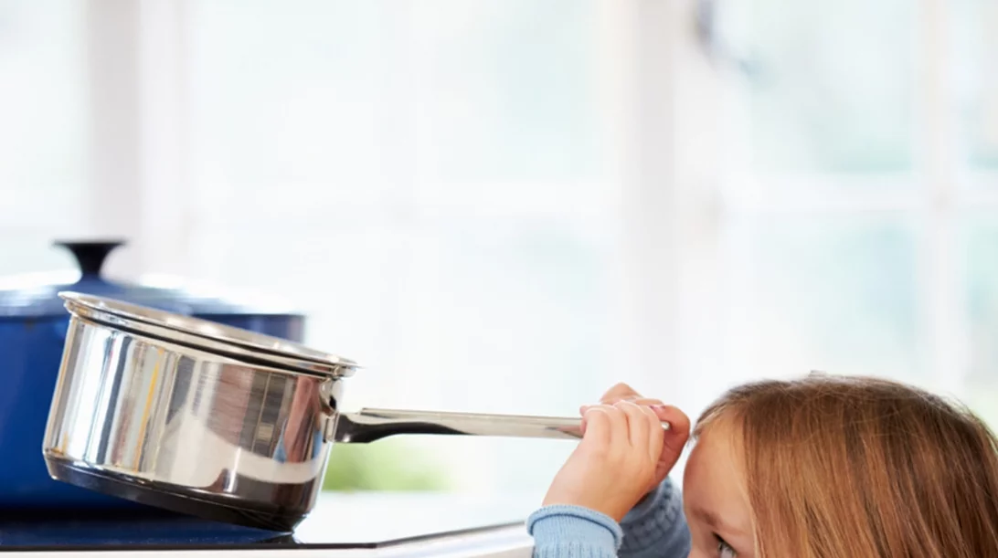 Κι όμως! Το 80% των σοβαρών παιδικών ατυχημάτων συμβαίνουν μέσα στο σπίτι