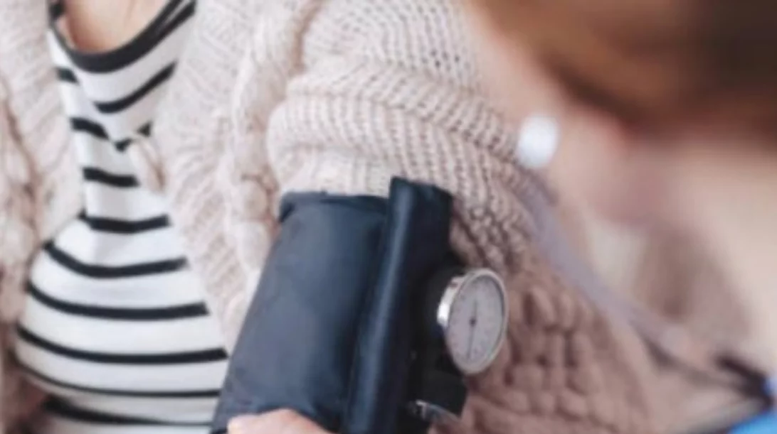 Χαμηλή αρτηριακή πίεση: Πότε η κατάσταση κρίνεται έκτακτης ανάγκης;