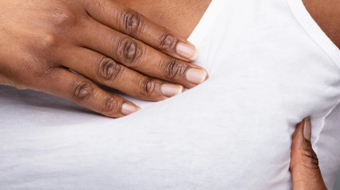 Ευαισθησία των μαστών: Όλα όσα πρέπει να γνωρίζει μια γυναίκα