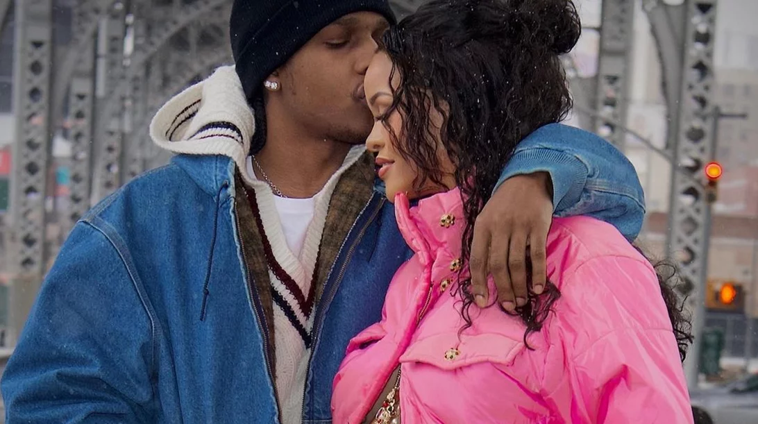 Το γλυκό σνακ που αναζητά στην εγκυμοσύνη της η Rihanna