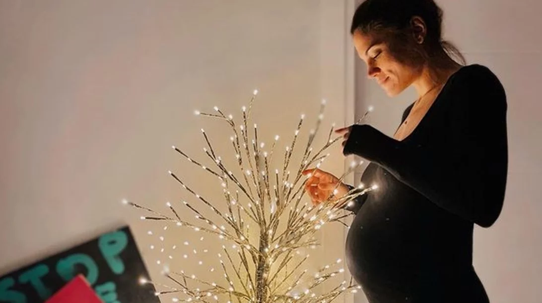 Η Μαίρη Συνανατσάκη θα γεννήσει μέσα στις γιορτές: Τι να περιμένεις αν γεννήσεις κι εσύ αυτές τις μέρες