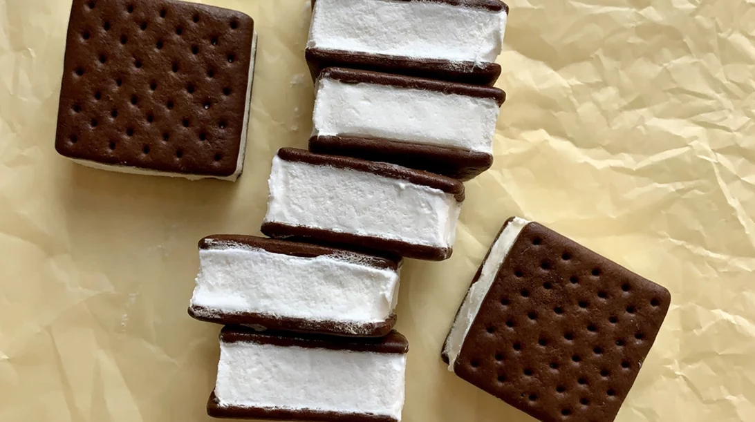 Το πιο εύκολο παγωτό - σάντουιτς χωρίς ζάχαρη