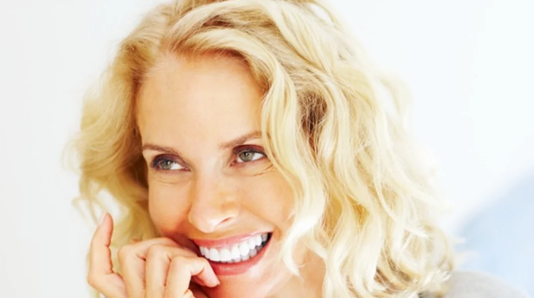 Το δέρμα στα 50: H φροντίδα του προσώπου σύμφωνα με τη δερματολόγο