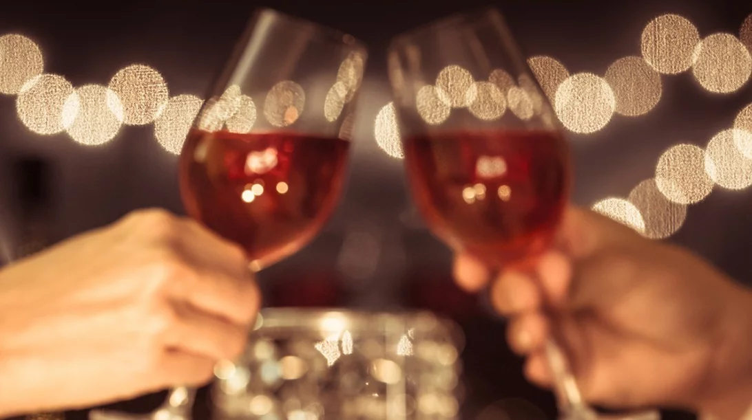 Συνταγές για δείπνο για δύο: 4 ιδέες για το μενού του Αγίου Βαλεντίνου