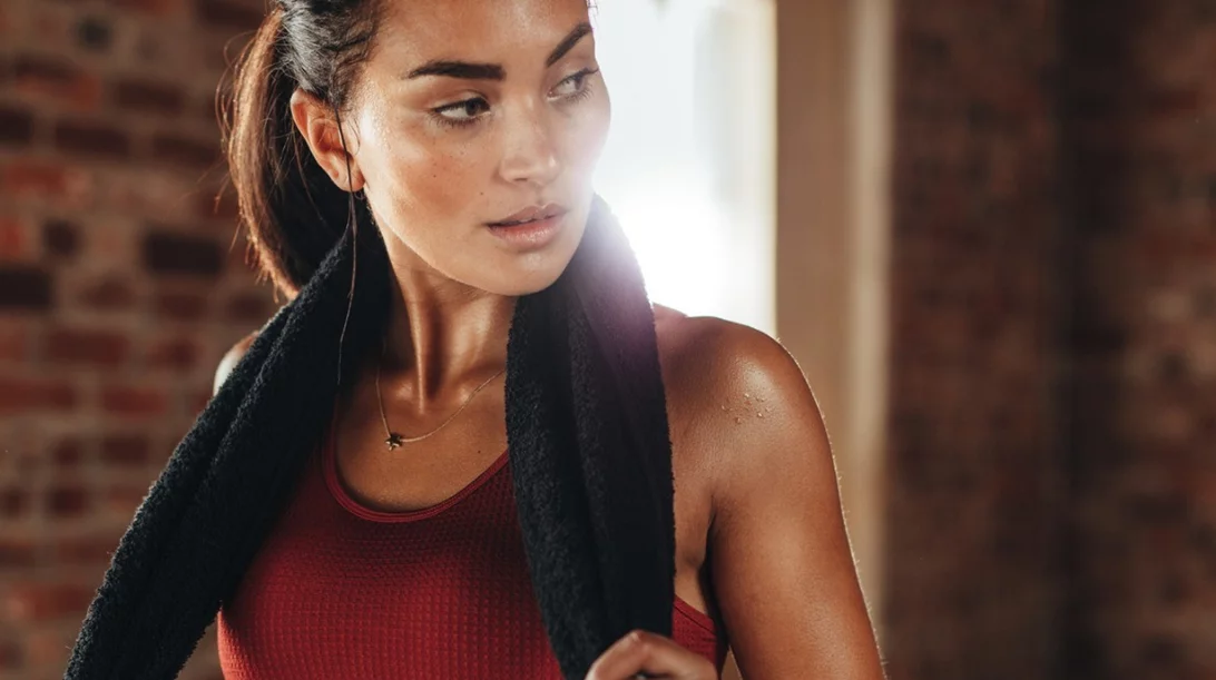 Πρόγραμμα hiit προπόνησης στο σπίτι από τη Χριστίνα Μαυρίδου