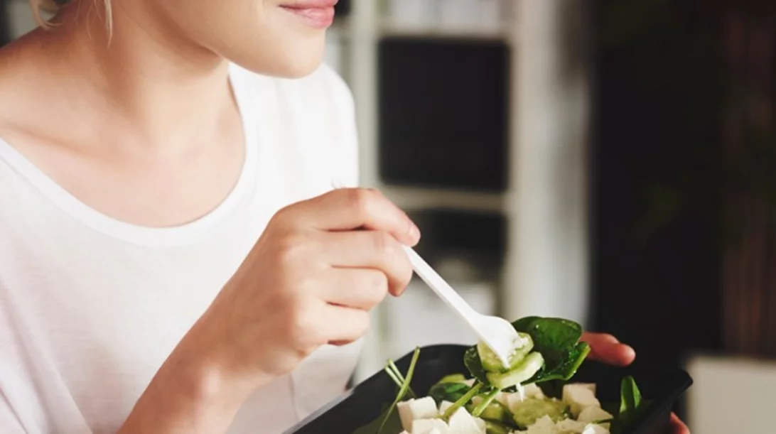 Δεν έχω χρόνο για μαγείρεμα και παίρνω κιλά, τι να κάνω; Τα 3 tips για να ακολουθήσεις