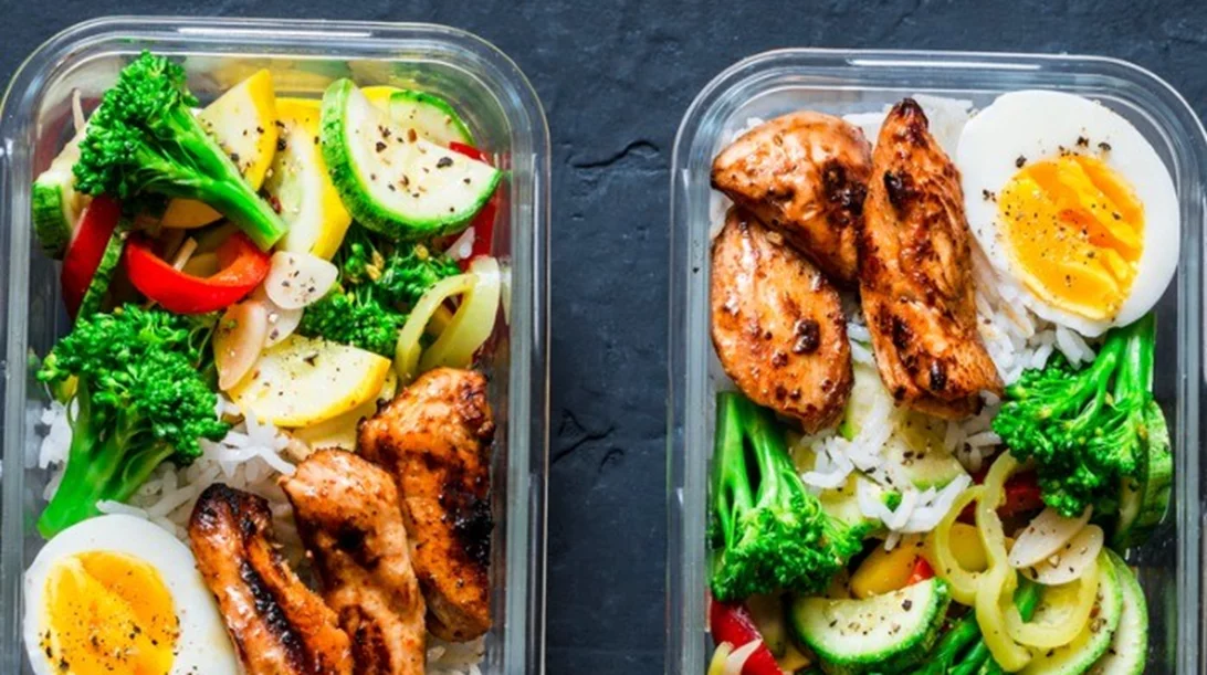 Πώς θα κρατήσω την ισορροπία στη διατροφή ενώ δεν έχω χρόνο για μαγείρεμα;