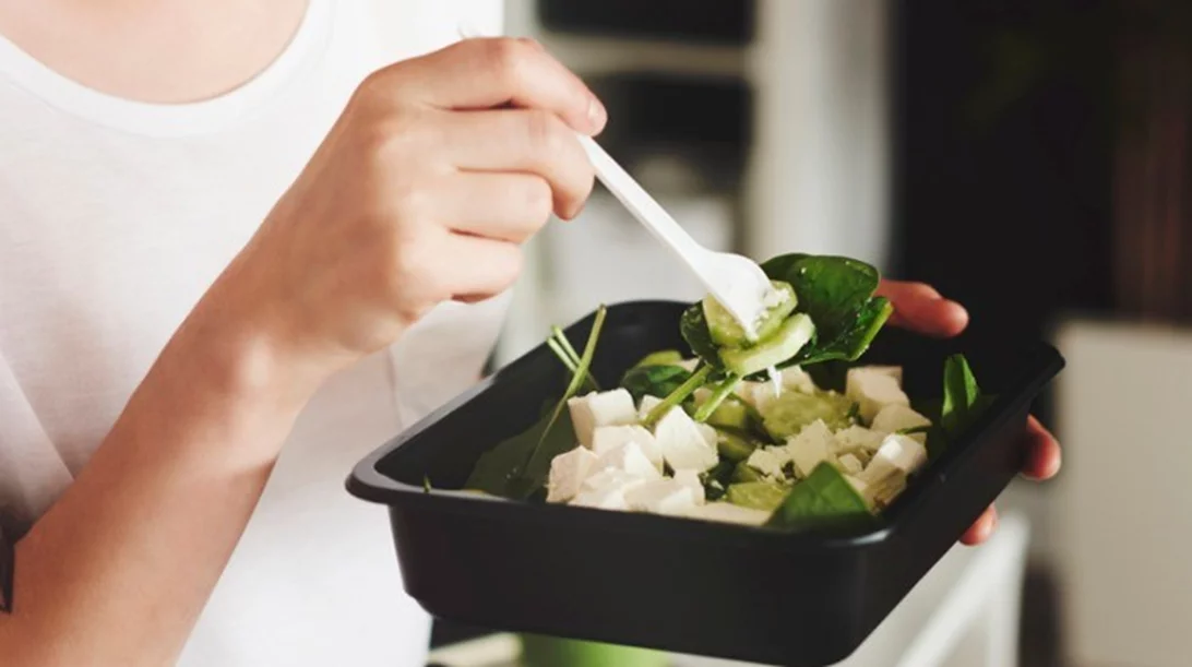 10 πράγματα που δεν πρέπει να κάνεις όταν έχεις πάρει παραπανίσια κιλά