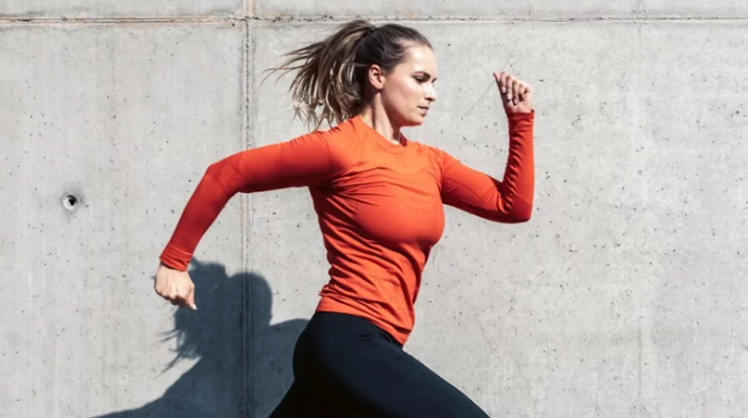 Ποιο είδος γυμναστικής και με ποιον τρόπο θα σε κάνει να δείχνεις νεότερη;