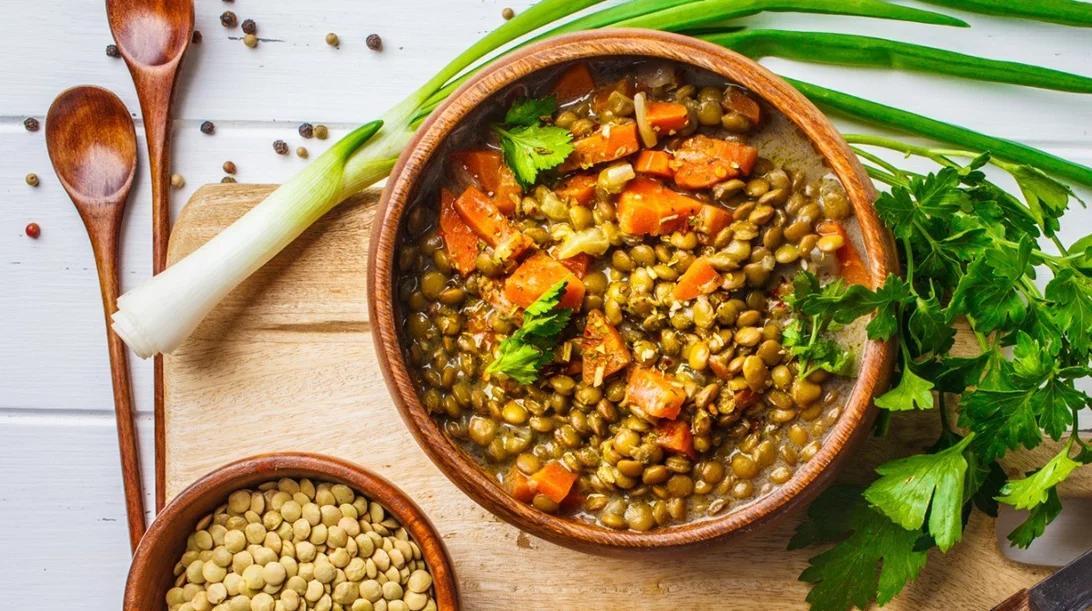 Μπορεί η νηστεία να θωρακίσει τον οργανισμό μας ή τελικά τον εξασθενεί;