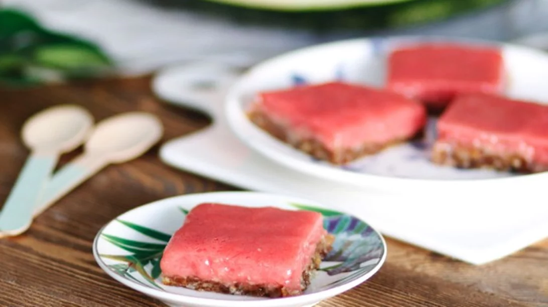 Συνταγές με καρπούζι: 5 ιδέες που μπορείς να απολαύσεις μόνο τώρα