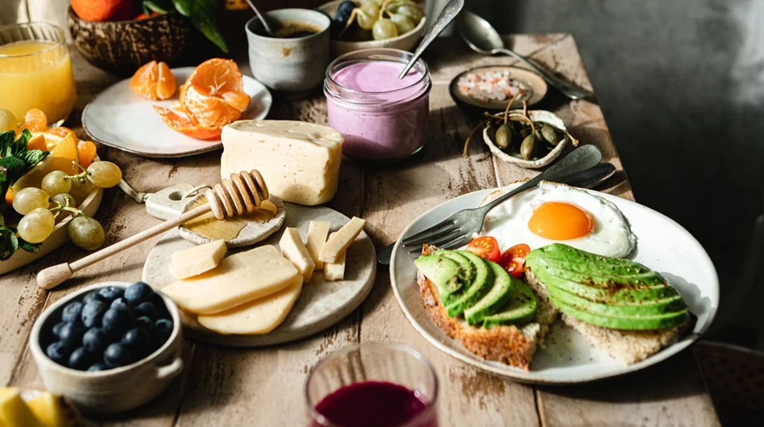 Πρωινό φιλικό προς τις ορμόνες: 3 πανεύκολα tips για να το πετύχεις