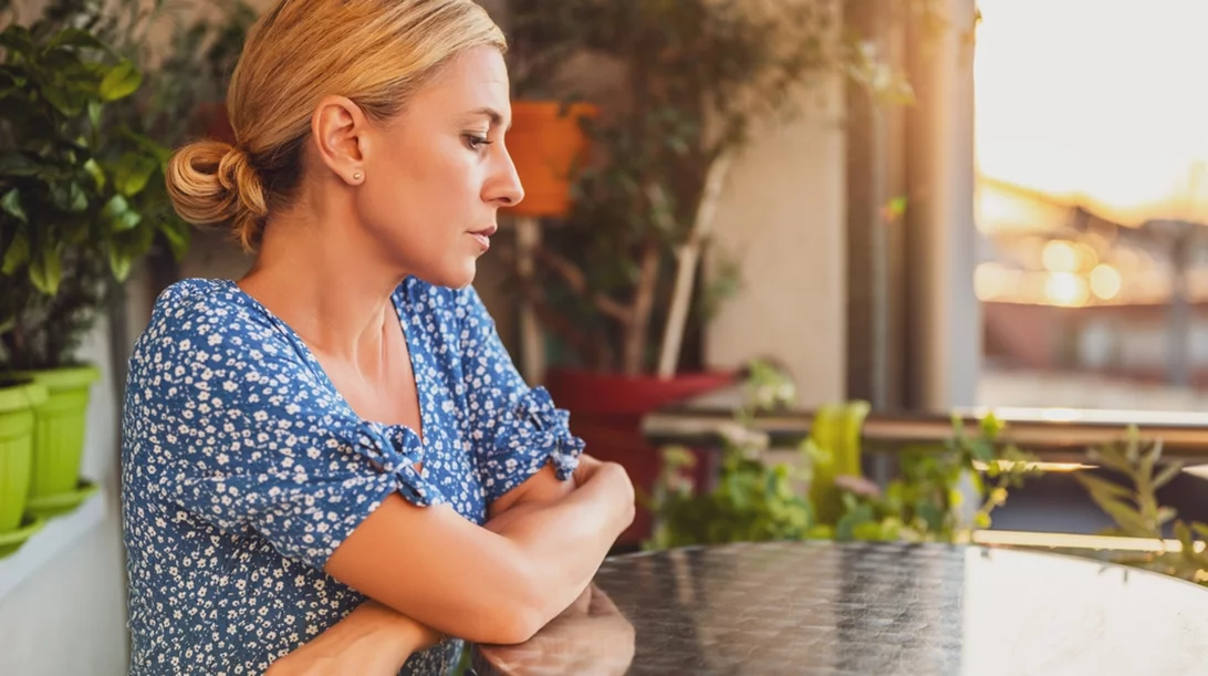 Τι μπορεί να καθυστερήσει την άνοια; Μάθε τι να κάνεις για πιο καθαρό μυαλό