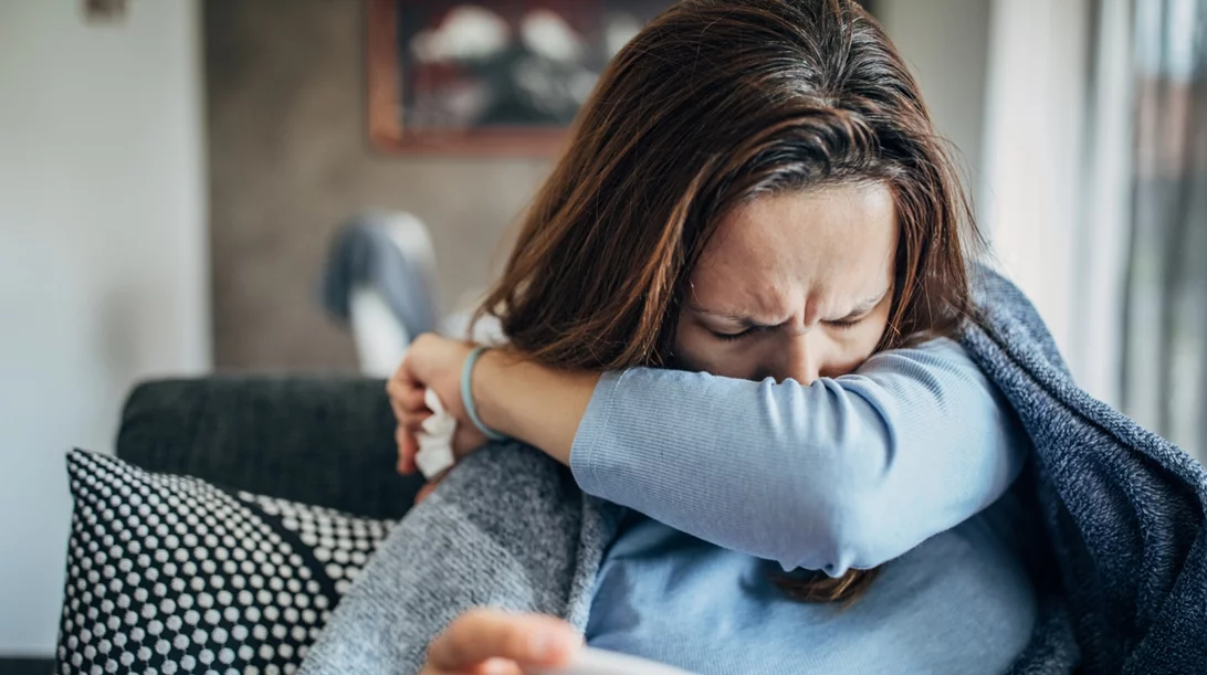 Ο κίνδυνος long covid είναι υψηλότερος για τις γυναίκες - Ποια είναι η πιο επικίνδυνη ηλικία σύμφωνα με έρευνα;