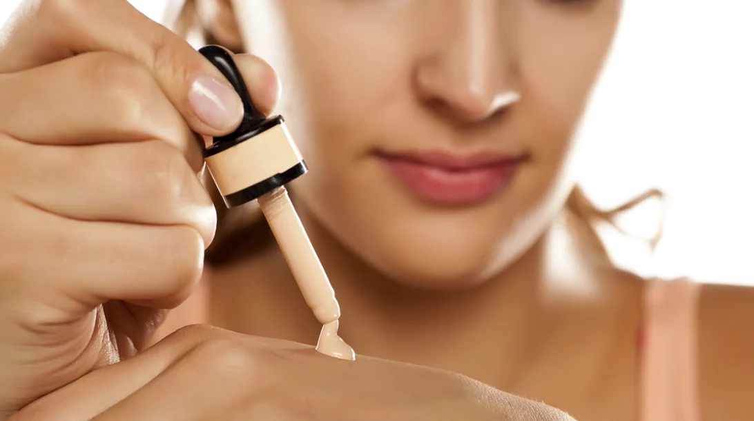 5 (υπερβολικά) καλά foundations που κοστίζουν λιγότερο από 20 ευρώ