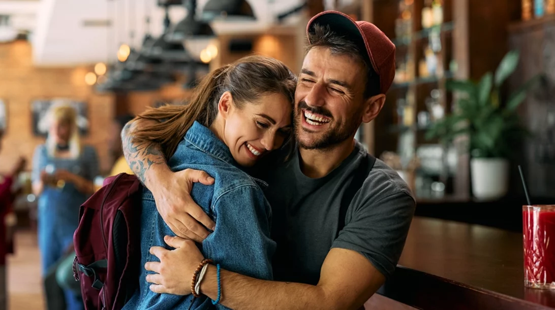 Μπορεί να υπάρξει φιλία ανάμεσα σε έναν άντρα και μια γυναίκα; Τι αποκαλύπτει έρευνα