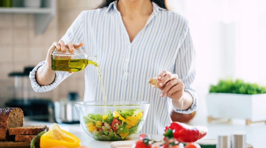4 συχνές απορίες για το ελαιόλαδο και μερικά pro tips για να το επιλέξεις σωστά