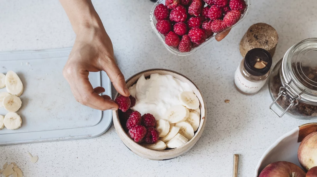 Τα καλύτερα πρωινά superfoods για να κάψεις το σωματικό λίπος