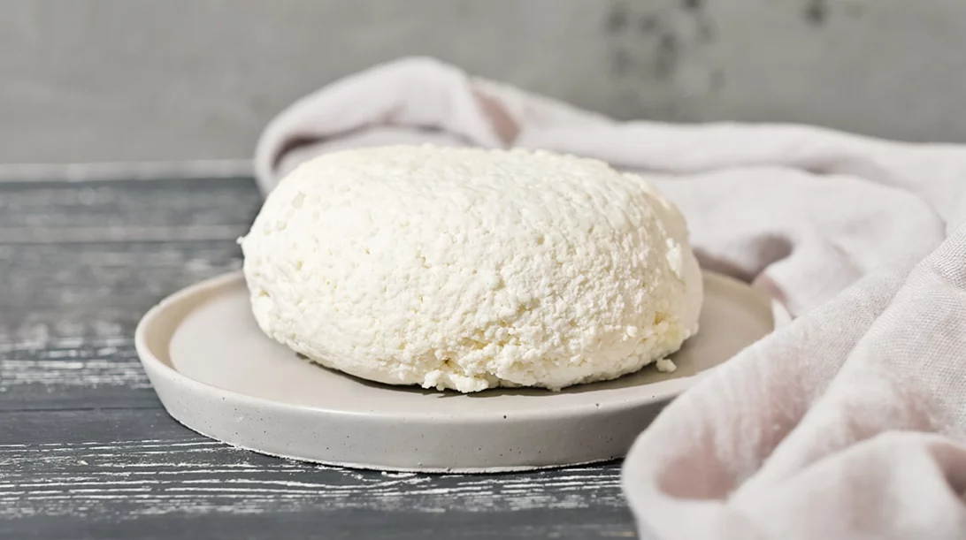 Σνακ με ανθότυρο: 5 νόστιμες και ελαφριές ιδέες για να δοκιμάσεις τώρα