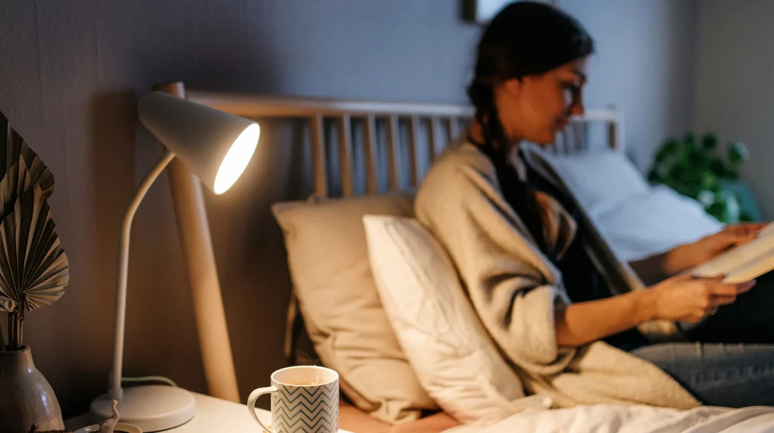 Το πιο συχνό λάθος φωτισμού που όλοι κάνουμε (και μας κάνει δυστυχισμένους)