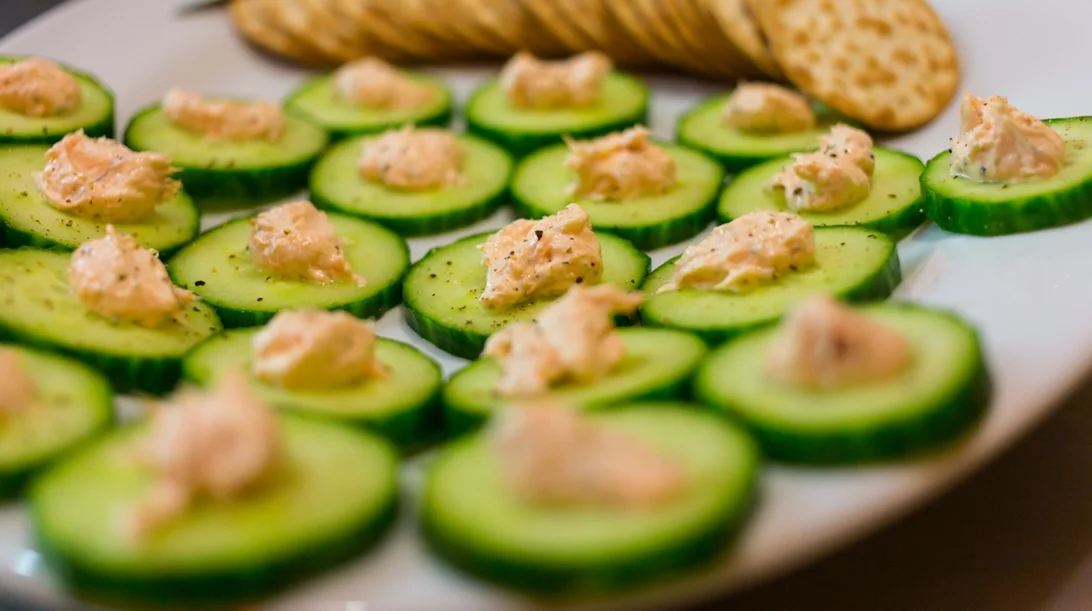 Δέκα ενυδατικά σνακ για να νικήσεις τη ζέστη