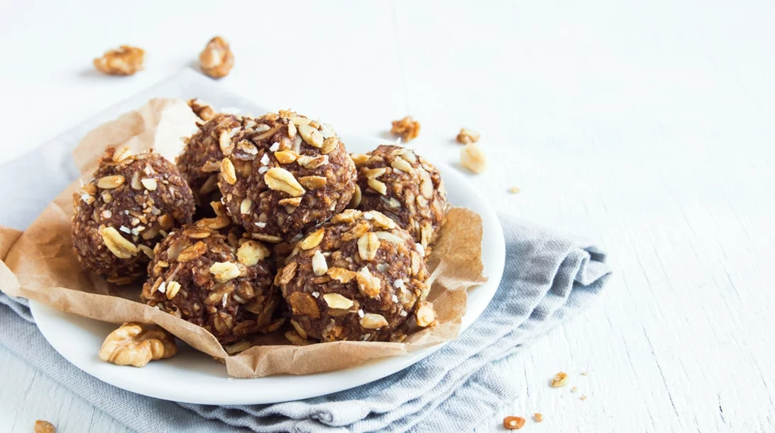 Πώς θα διαλέξω σνακ; 6 στρατηγικές για σωστό snacking που δεν παχαίνει