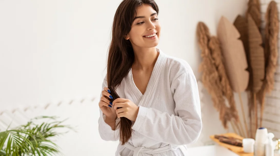 Δεν φαντάζεσαι ποιο συστατικό μπορεί να κάνει τα μαλλιά σου απαλά σαν μετάξι