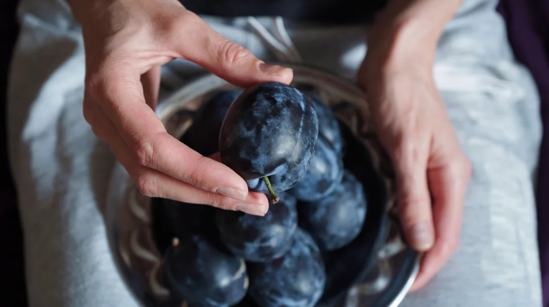6 φρούτα πιο πλούσια σε αντιοξειδωτικά από το πράσινο τσάι