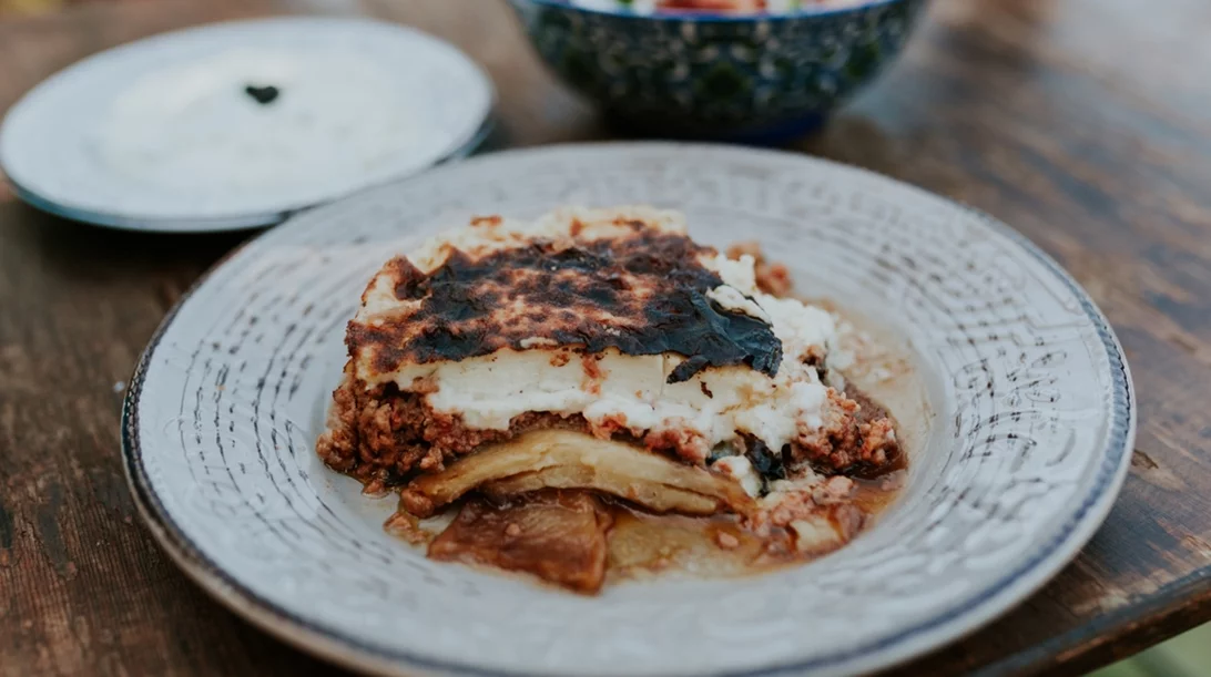 Μουσακάς χωρίς μπεσαμέλ: Η αντικατάσταση της Ευρυδίκης Βαλαβάνη για ένα light αποτέλεσμα