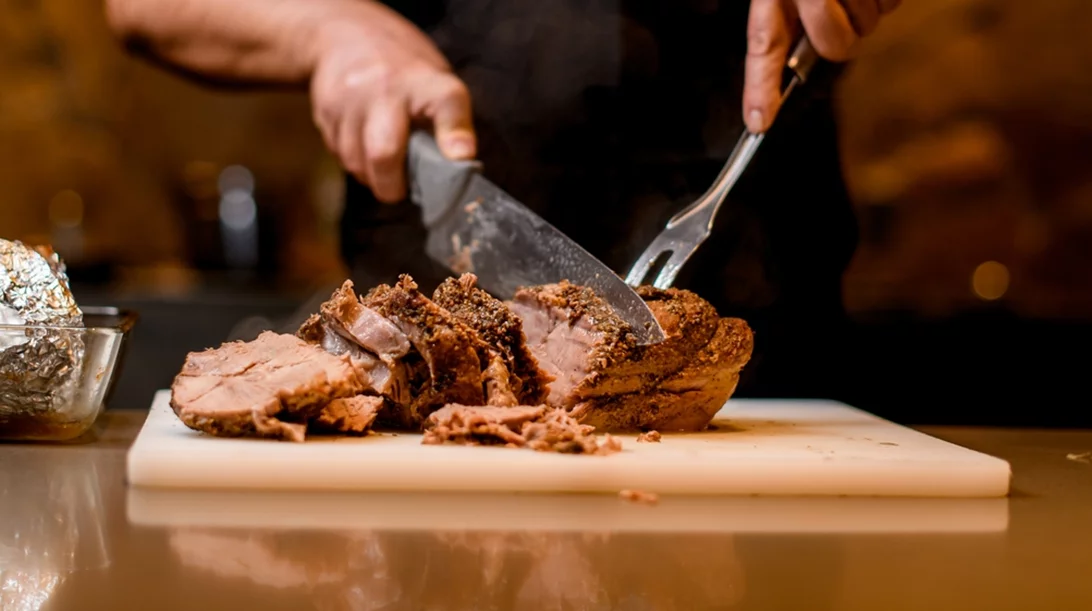 Η Δρ. Μαρία Ψωμά μας λέει ότι μπορούμε να φάμε όσο κρέας θέλουμε την Τσικνοπέμπτη!