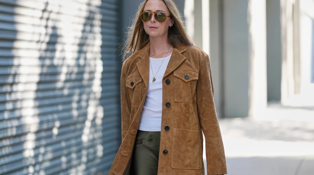 Λεκές στο suede; Πώς πρέπει να φροντίζεις τα suede items της γκαρνταρόμπας σου