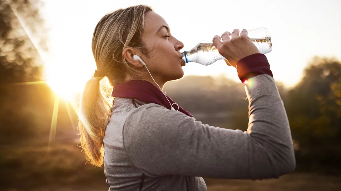 Πότε είναι η κατάλληλη ώρα να πιεις νερό;