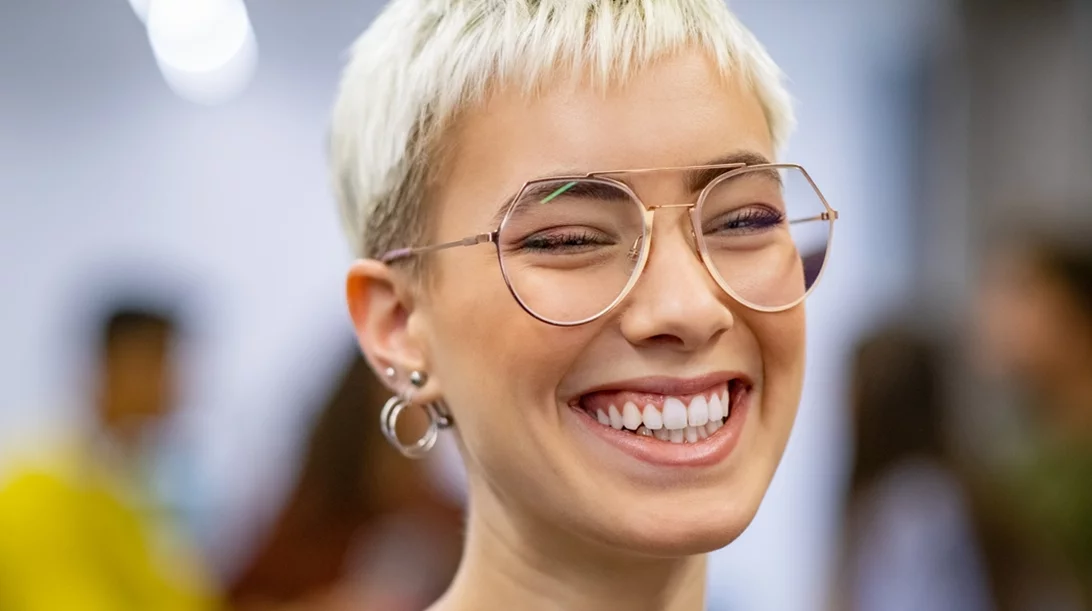 Τέλειο χαμόγελο: Οι top μέθοδοι αισθητικής οδοντιατρικής που κάνουν "θαύματα"