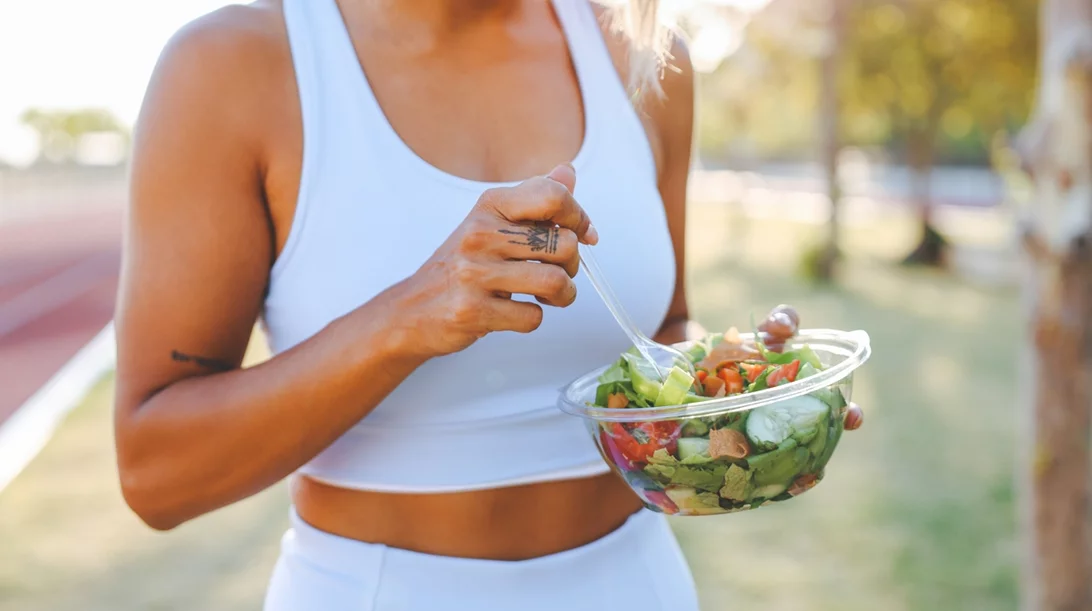 4 αποτελεσματικές διατροφικές συνήθειες για να χάσεις κιλά σε έναν μήνα