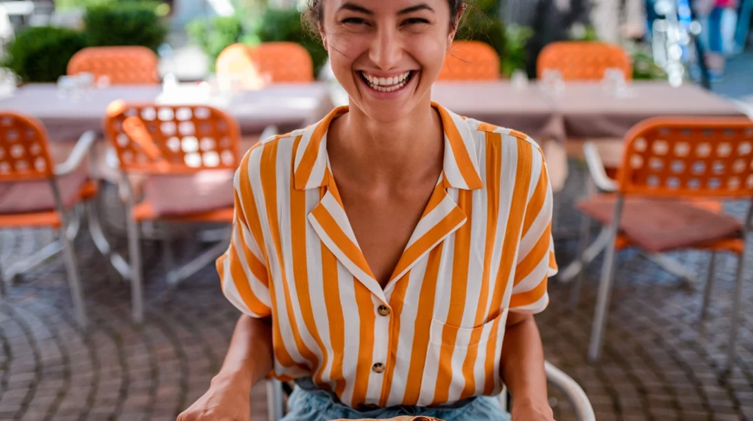 Σε γερνάνε - Αυτά τα τρόφιμα καταστρέφουν το δέρμα και την υγεία σου