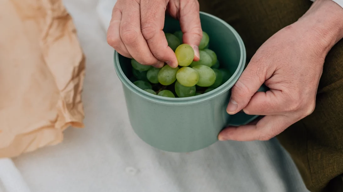 Καύσωνας: Η λίστα με τα "ναι" και τα "όχι" στη διατροφή μας