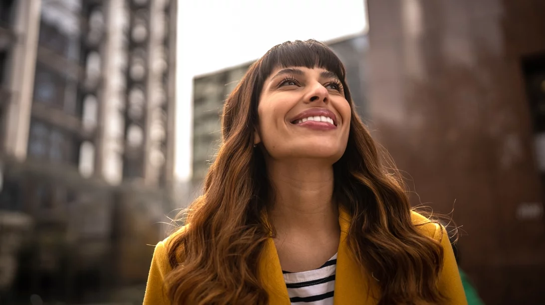 Η ρύπανση "γράφει" στη βιολογική μας ηλικία: Η εκφυλιστική πάθηση που μπορεί να προκαλέσει