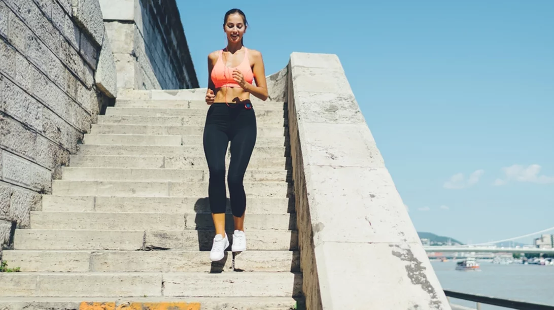 Να ανεβαίνεις ή να κατεβαίνεις σκάλες για να είσαι πιο υγιής;