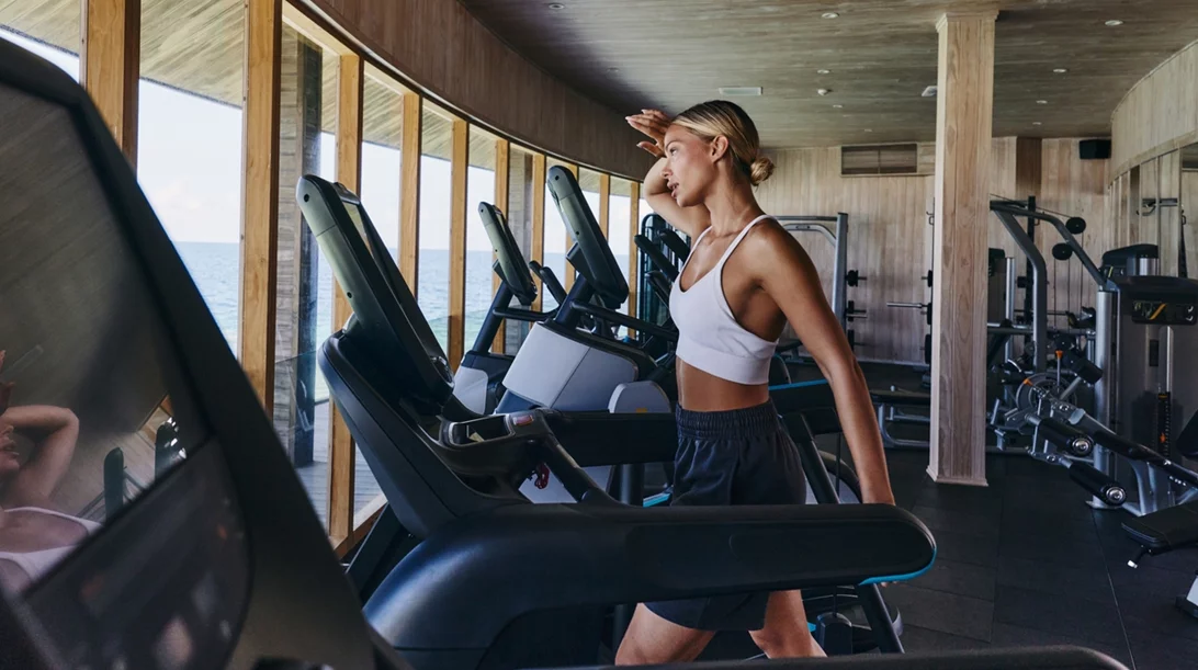 Περπάτημα: 5 δοκιμασμένοι τρόποι για να κάψεις περισσότερες θερμίδες