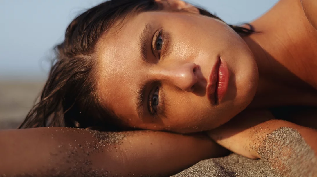 Χείλη για φίλημα:Το hack για εντυπωσιακά σαρκώδη και ζουμερά χείλη