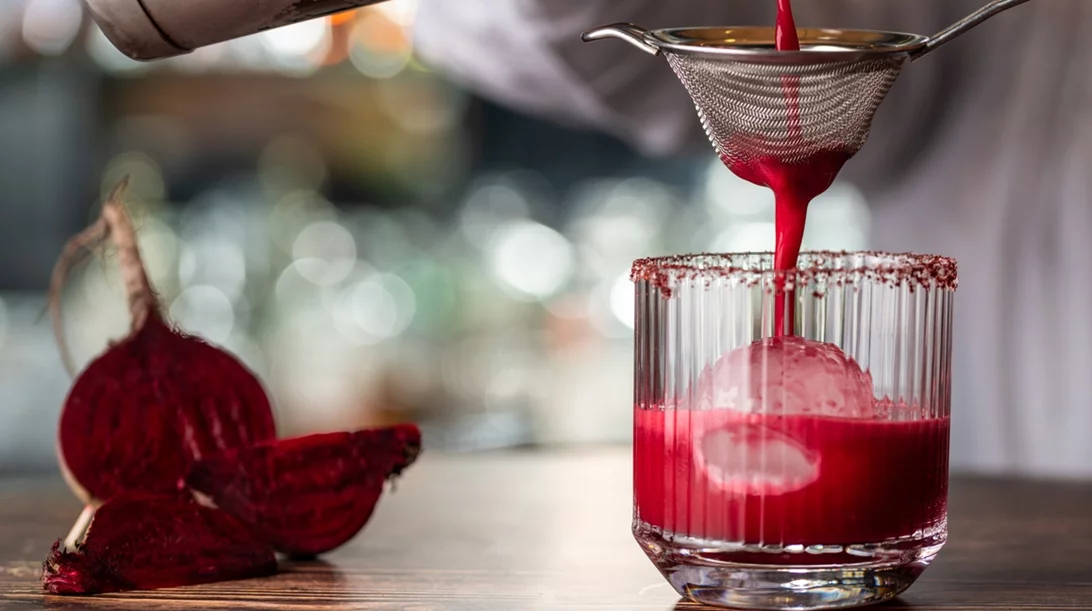 6 οφέλη από τα παντζάρια (Spoiler: βοηθούν και στην απώλεια βάρους!)